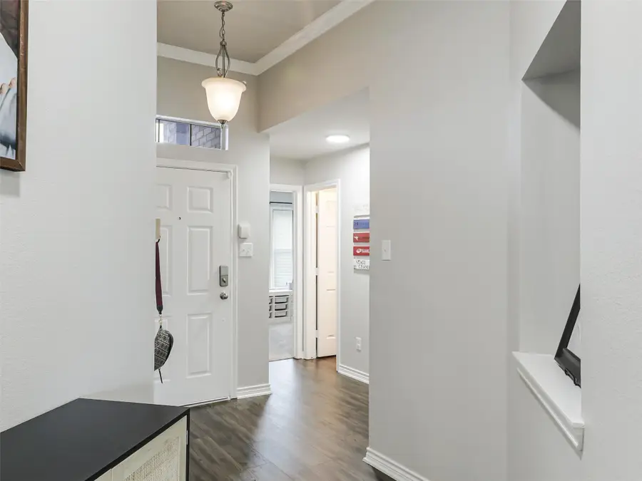 5817 Brookside Drive, Justin Roanoke, TX 76226 - #2