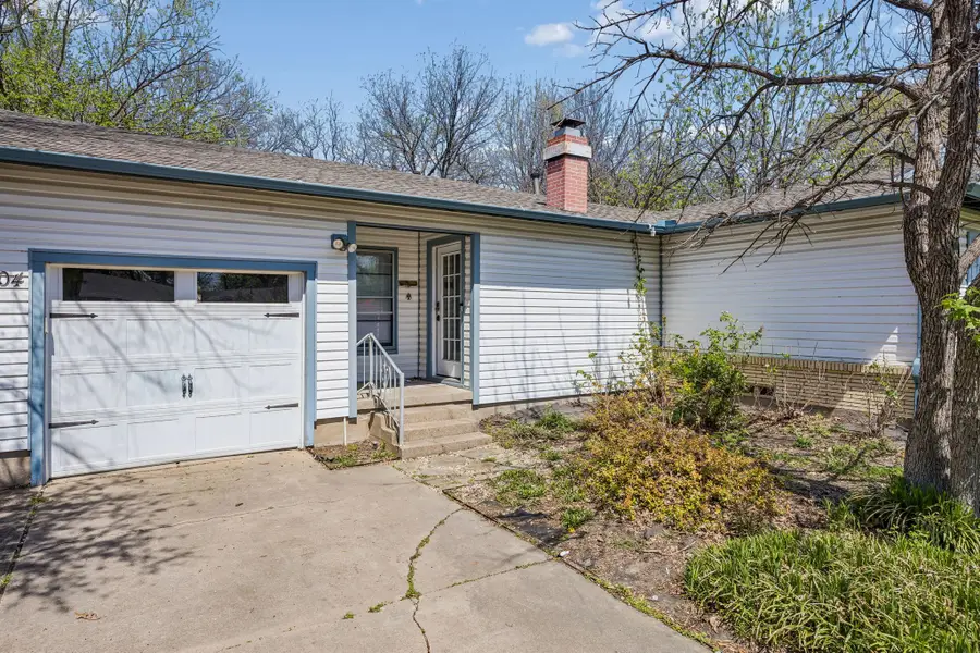 1004 Cordell Street, Denton, TX 76201 - #2