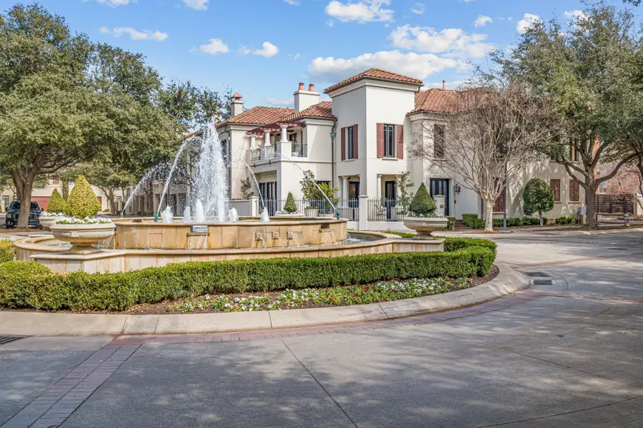 1021 Picasso Drive, Fort Worth, TX 76107 - #2