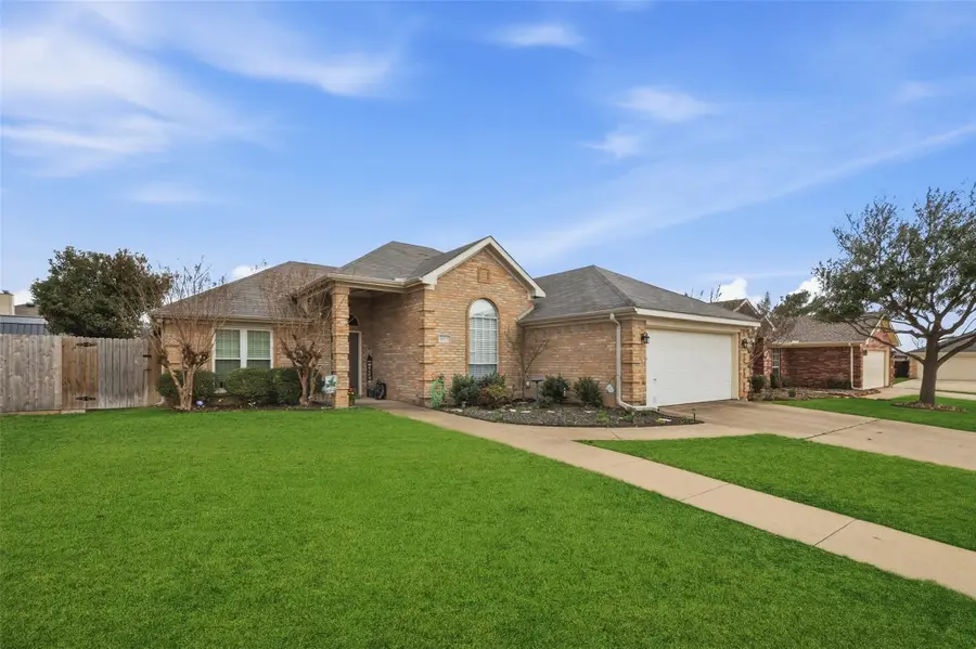 6917 Laurel Canyon Terrace, Fort Worth, TX 76132 - #3