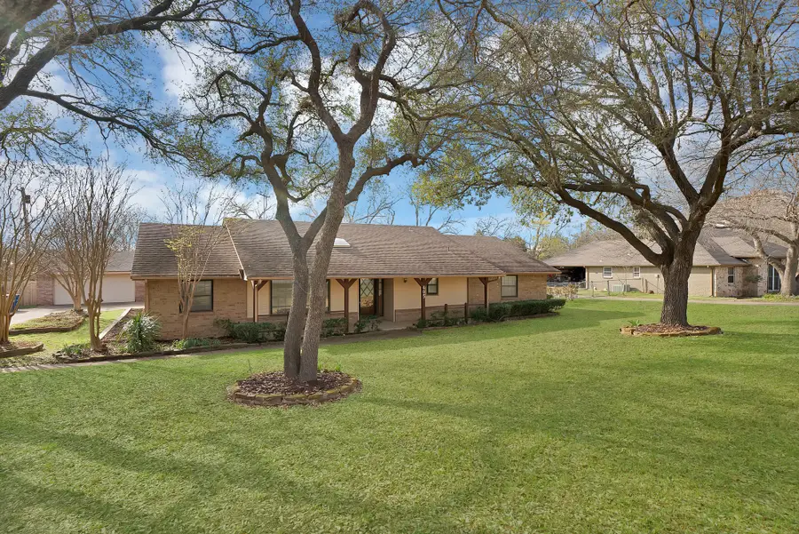 405 Shadowwood Trail, Ovilla, TX 75154 - #3