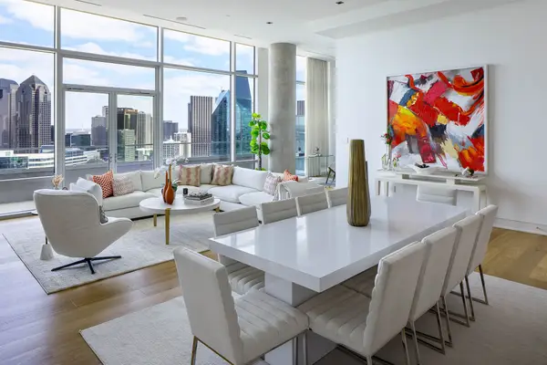 2430 Victory Park Lane #3203, Dallas, TX 75219