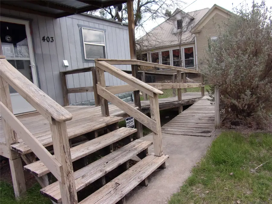 403 S Live Oak Street, San Saba, TX 76877 - #2