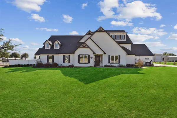 7765 Reed Road, Azle, TX 76020