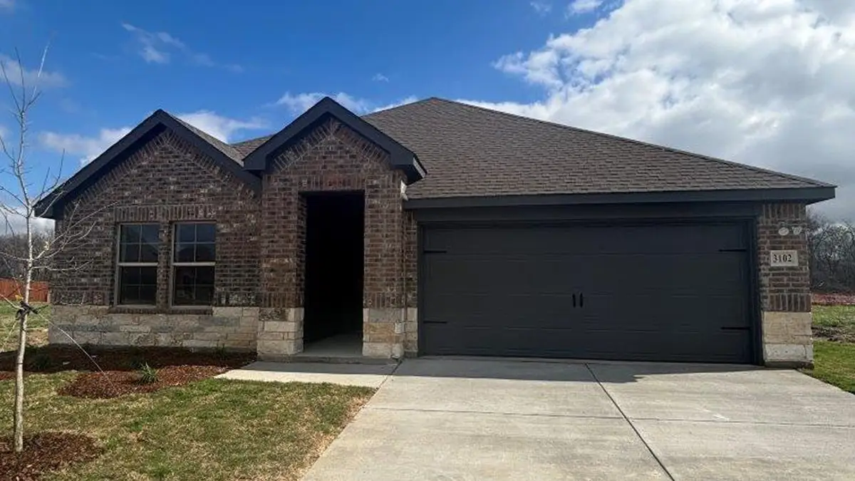 3102 Charleston Drive, Ennis, TX 75119 - #1