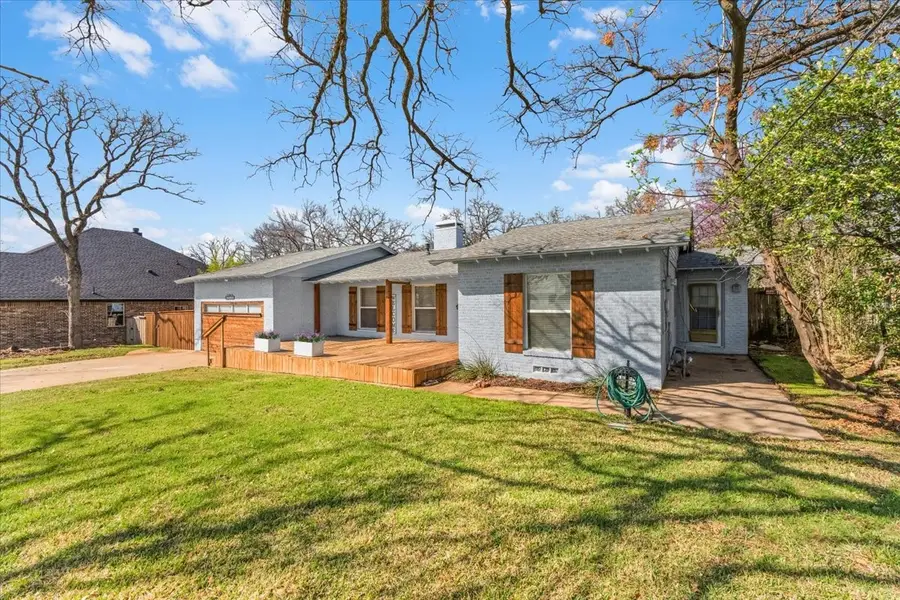 1313 W Sanford Street, Arlington, TX 76012 - #2