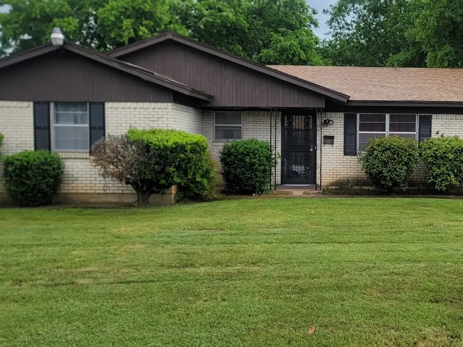 4429 Berke Road, Fort Worth, TX 76115 - #3