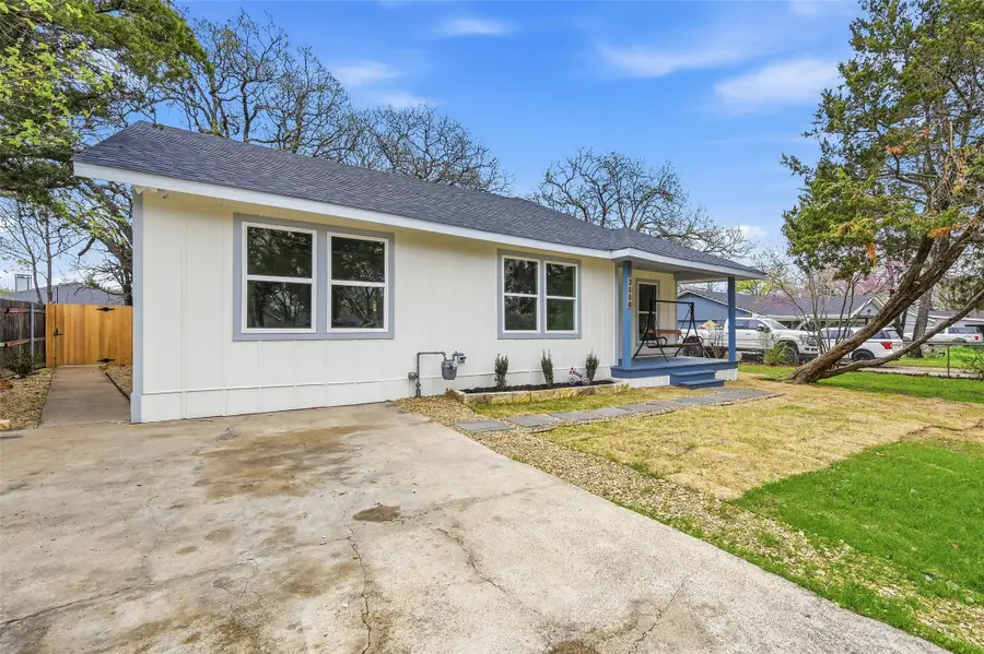 3008 Wilhoit Street, Balch Springs, TX 75180 - #2