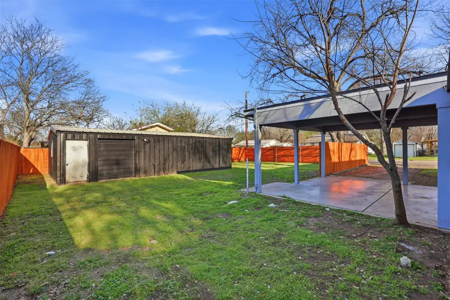 502 Madison Street, Cleburne, TX 76033 - #2