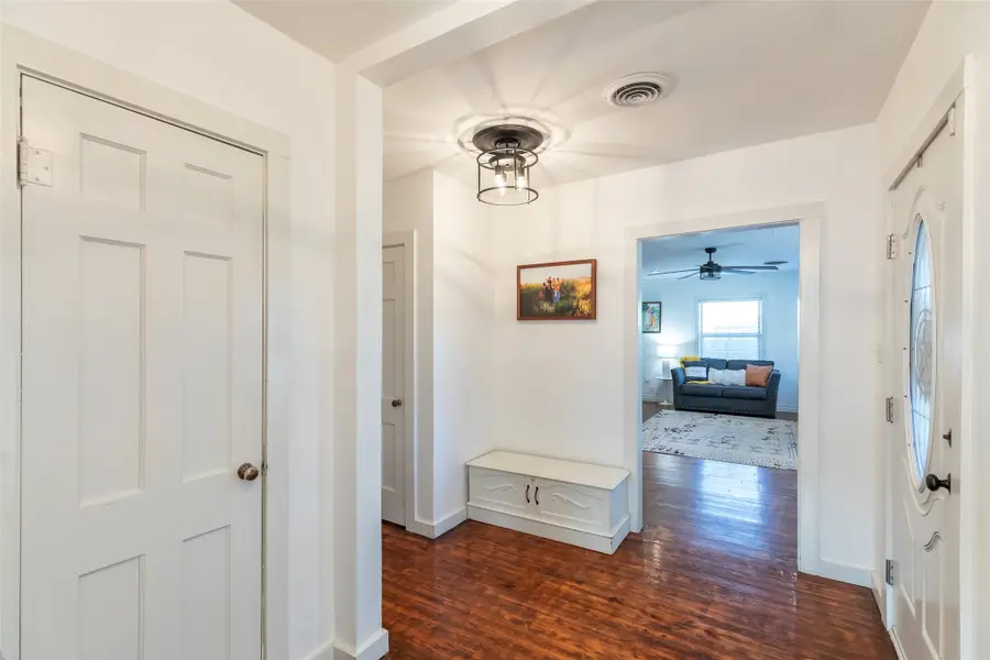 417 Breckenridge Street, Albany, TX 76430 - #2