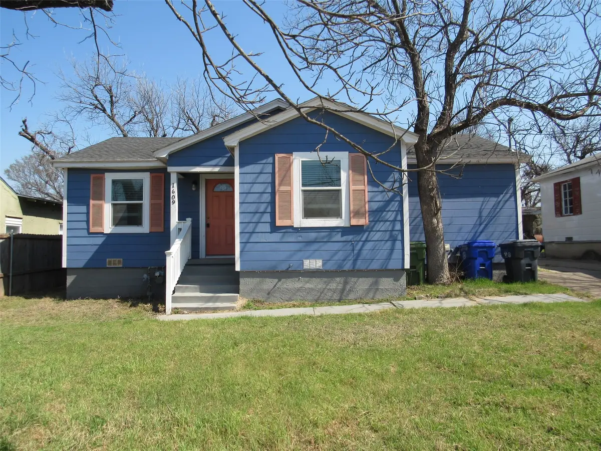 1609 N 18th Street, Waco, TX 76707 - #1