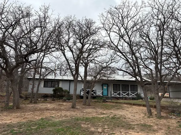 345 Salisbury Street, Jacksboro, TX 76458
