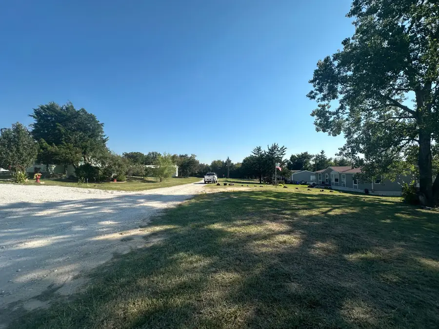 248 First Street, Oak Ridge, TX 76240 - #3