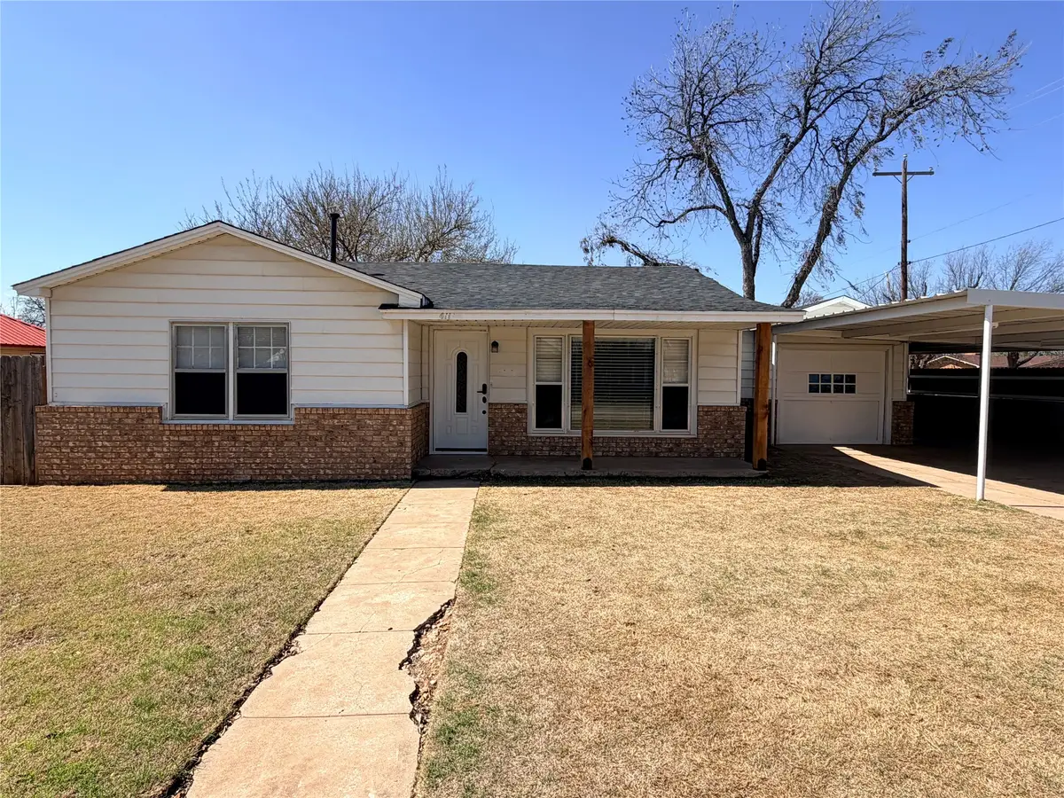 411 N River Street, Seymour, TX 76380 - #1