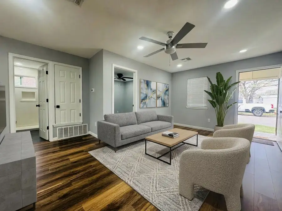 3602 Latimer Street, Bellmead, TX 76705 - #2