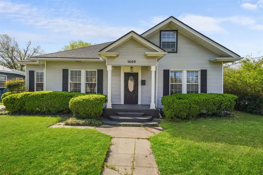 1609 Walworth Street, Greenville, TX 75401 - #2