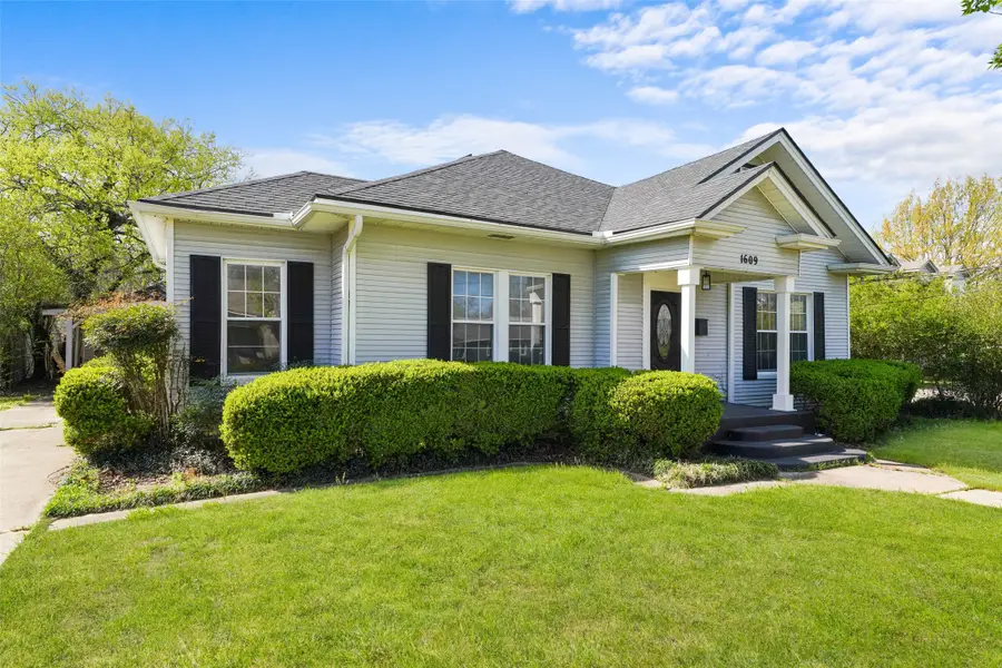 1609 Walworth Street, Greenville, TX 75401 - #3