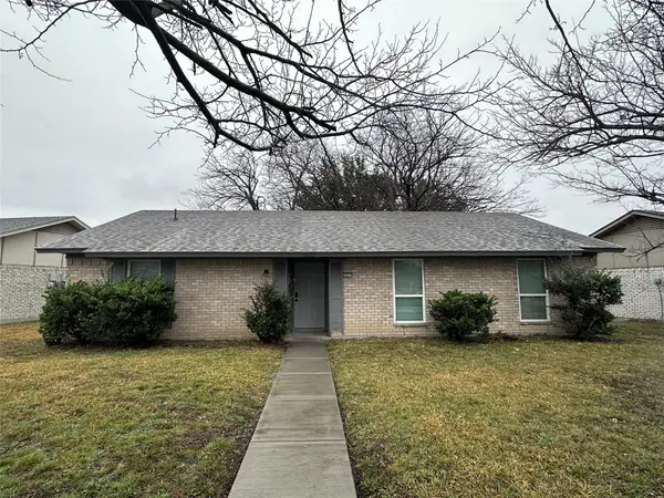 1017 Pleasant Valley Road, Garland, TX 75040