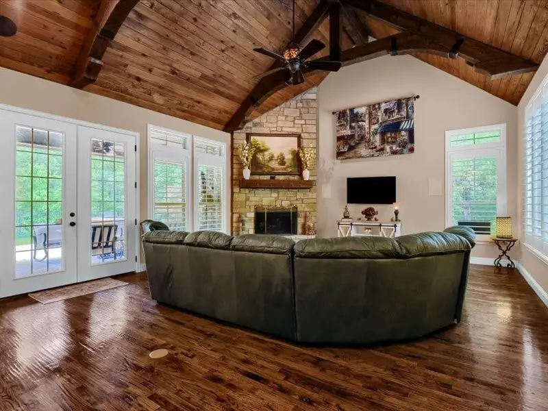 360 Dublin Circle, Gordonville, TX 76245 - #3