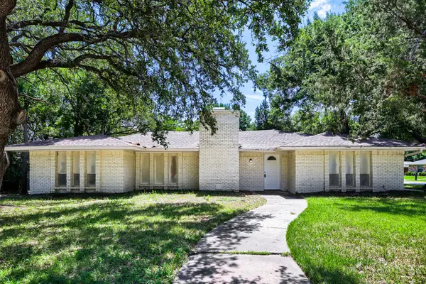900 Westwood Drive, Plano, TX 75075