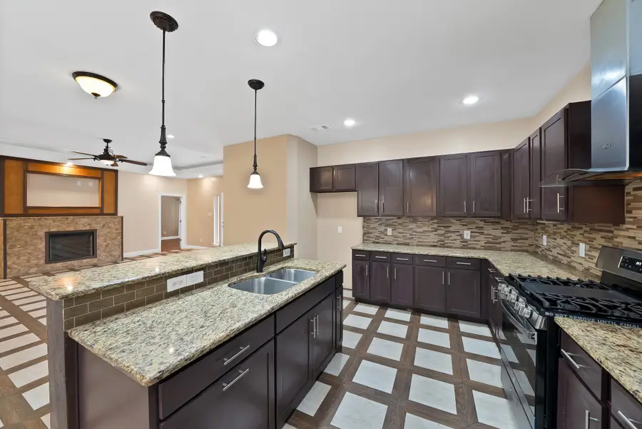 151 Crump Circle, Red Oak, TX 75154 - #2