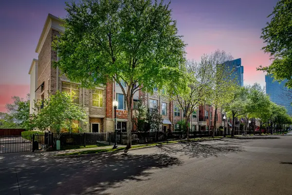 714 E 1st Street, Fort Worth, TX 76102