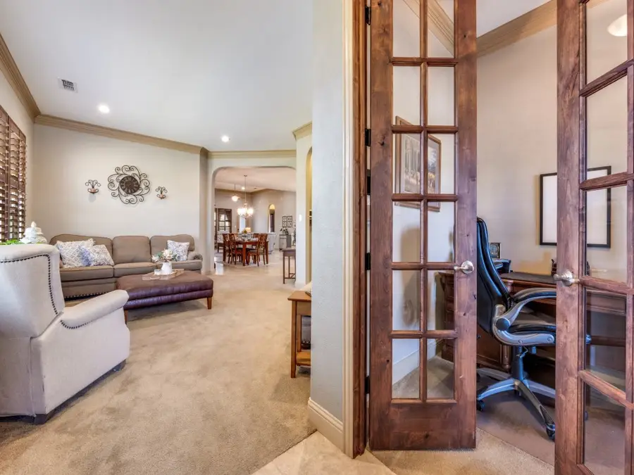 4612 Brookside Drive, Justin Roanoke, TX 76226 - #2