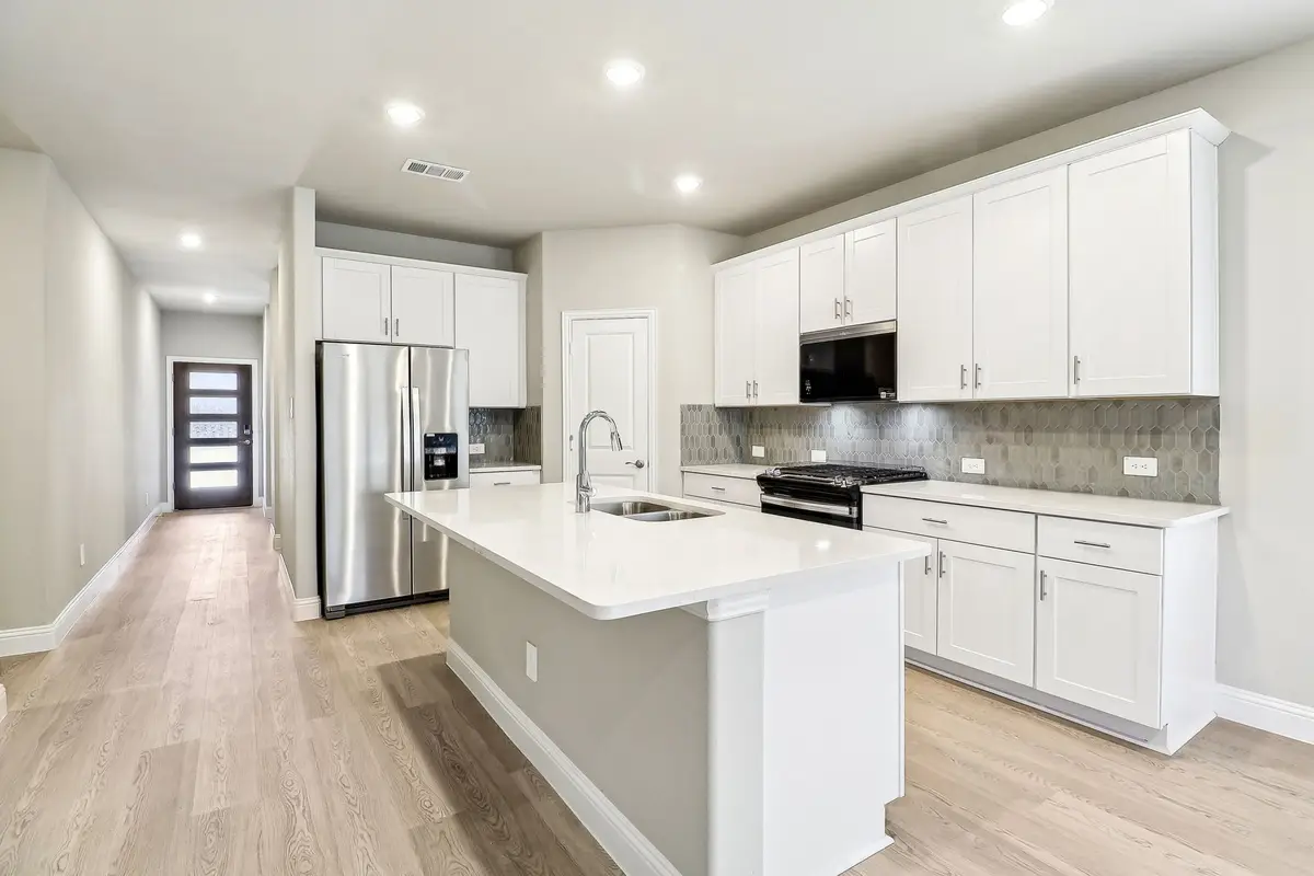 6636 Creek Edge Circle, Crowley, TX 76036 - #1