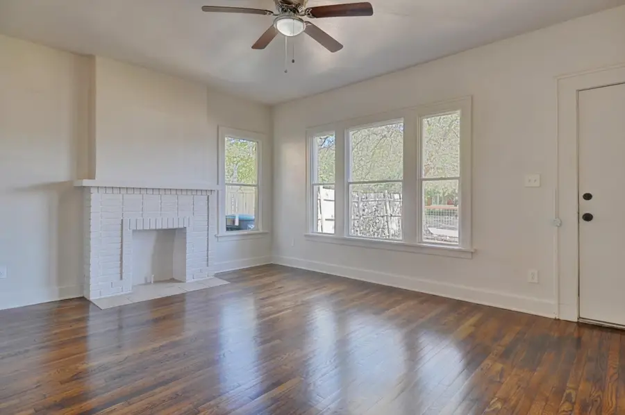 2844 Travis Avenue, Fort Worth, TX 76110 - #3