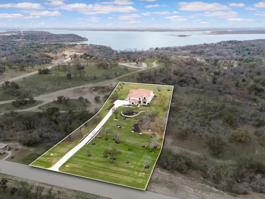 10621 Arrowhead Point Drive, Fort Worth, TX 76179 - #2