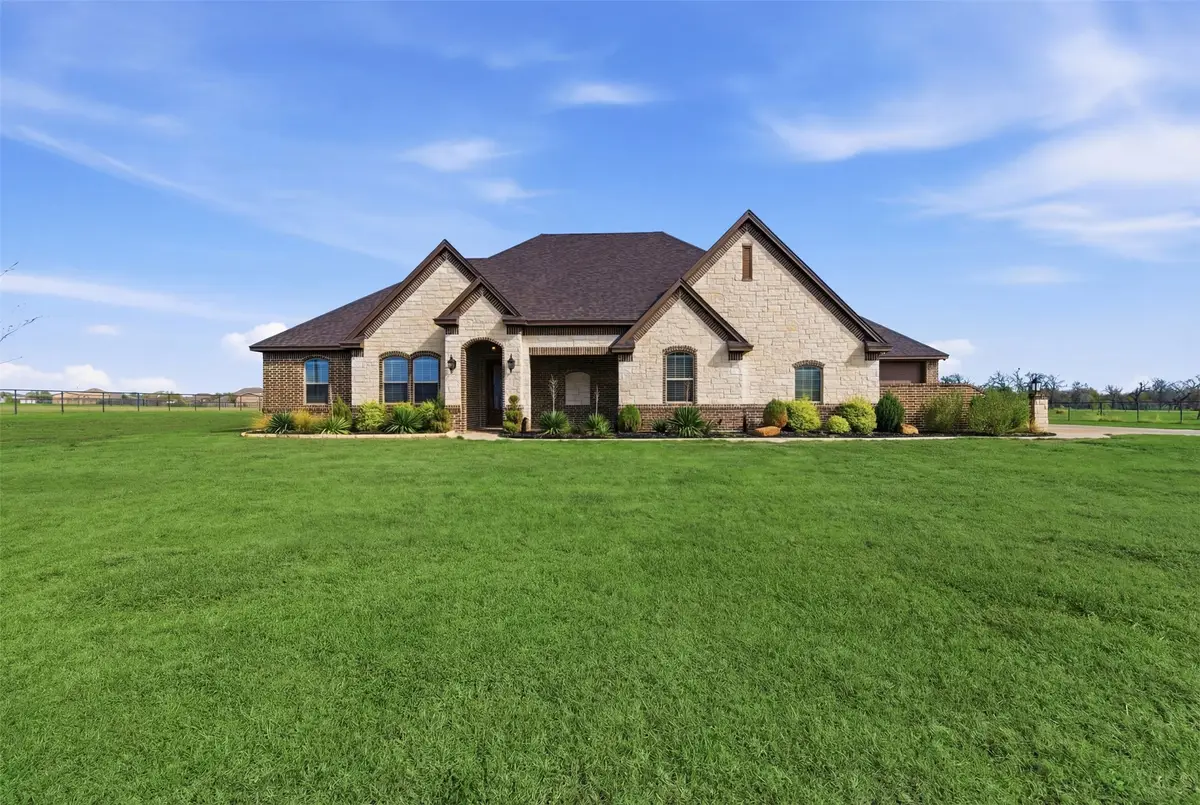 429 Hartley Way, Azle, TX 76020 - #1