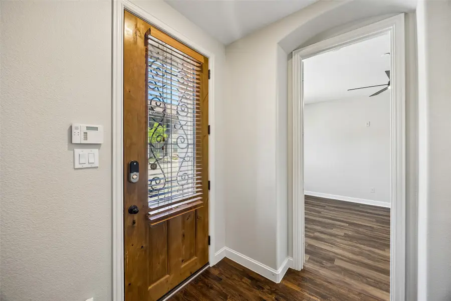 6722 Plaza Viaduct, Irving, TX 75039 - #3