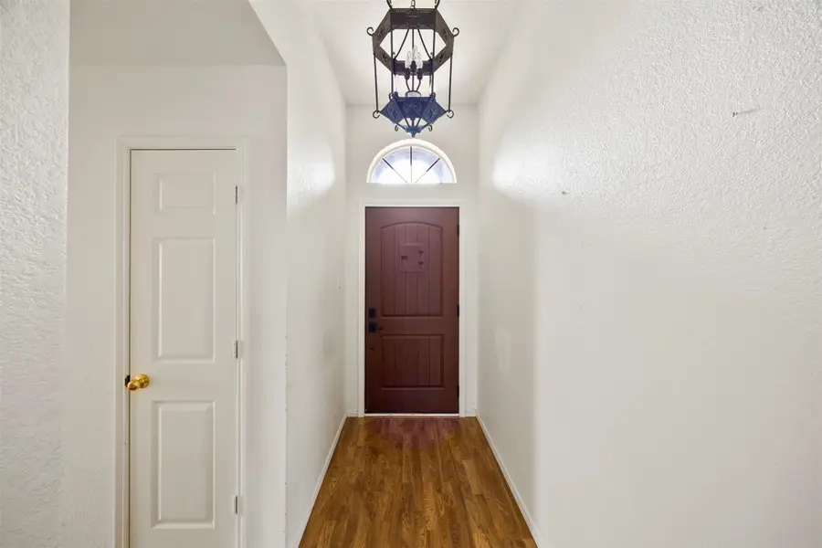 1021 Miles Avenue, Burleson, TX 76028 - #3