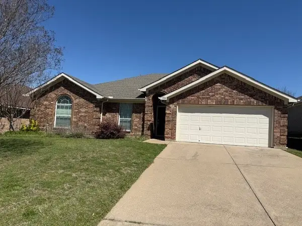 1824 Cancun Drive, Mansfield, TX 76063