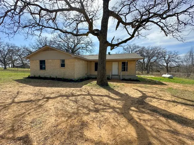 1045 Hcr 2124 Loop, Whitney, TX 76692 - #1