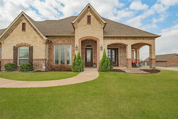 239 Bearclaw Circle, Aledo, TX 76008