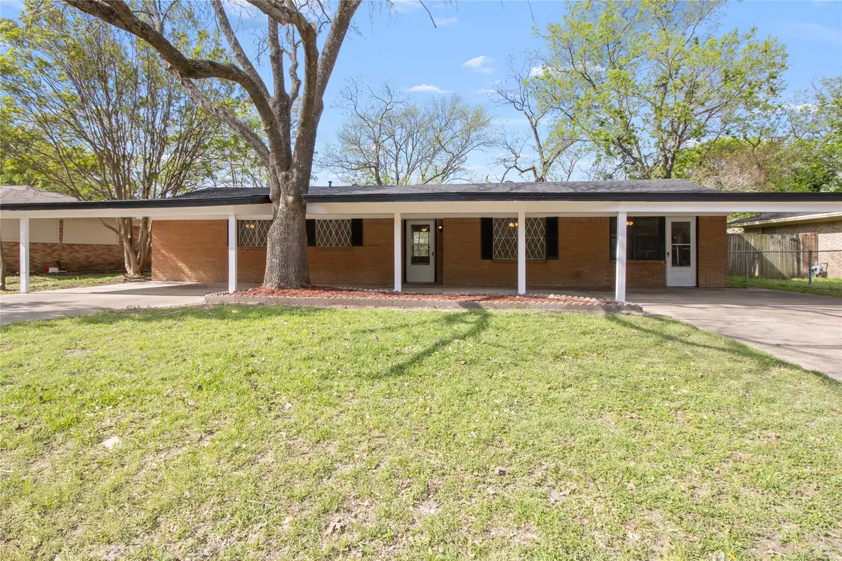 3528 N Beaton Street, Corsicana, TX 75110 - #1