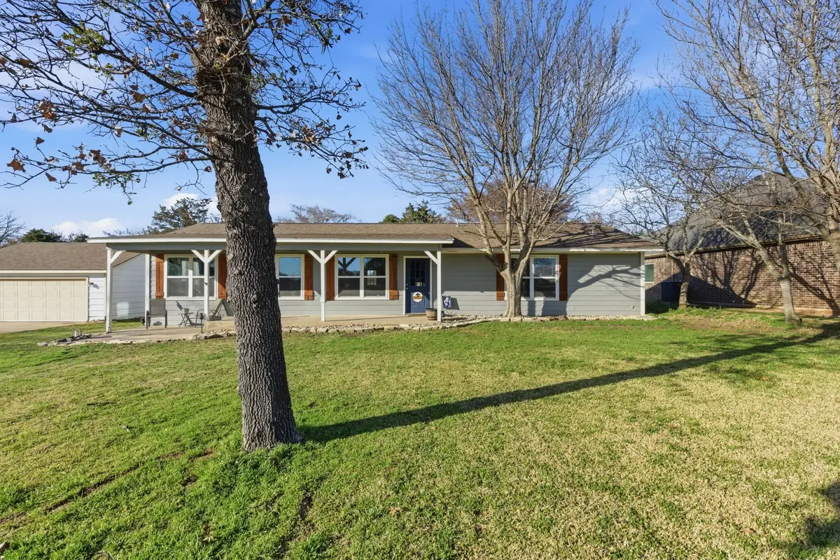 143 Mohave Drive E, Lake Kiowa, TX 76240 - #1