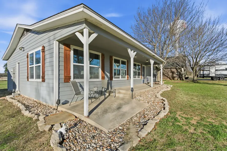 143 Mohave Drive E, Lake Kiowa, TX 76240 - #3