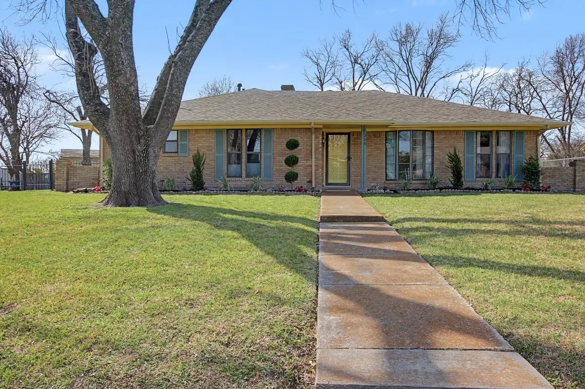 208 Ashe Bend Drive, Rowlett, TX 75087 - #1