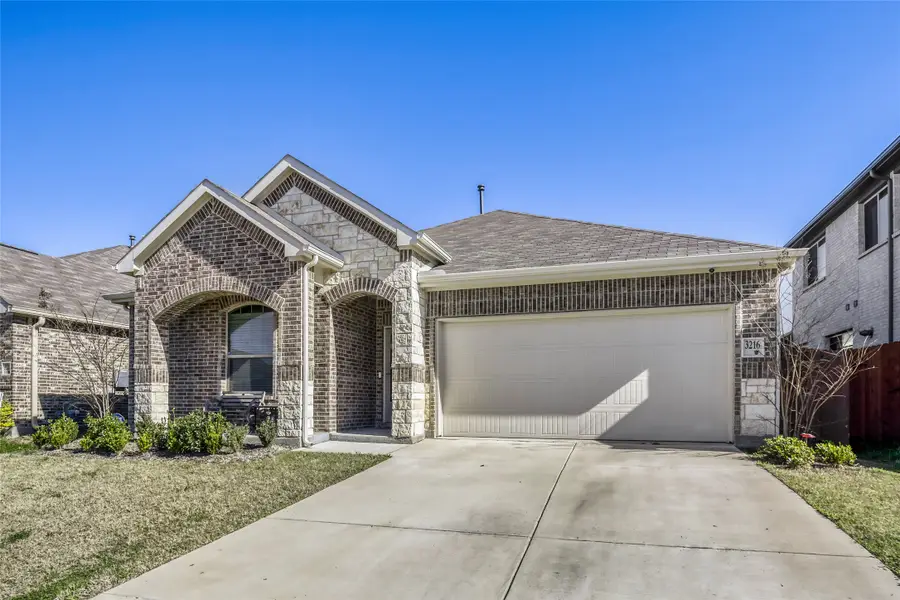 3216 Blossom Trail, Crandall, TX 75114 - #3