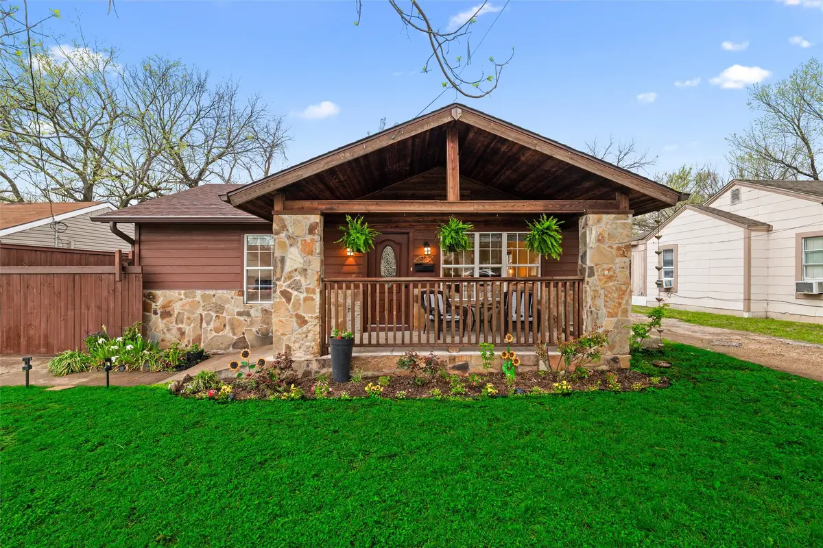 513 Ogden Avenue, Cockrell Hill, TX 75211 - #1