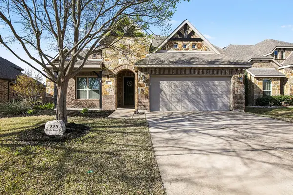 225 Hawks Ridge Trail, Burleson, TX 76028