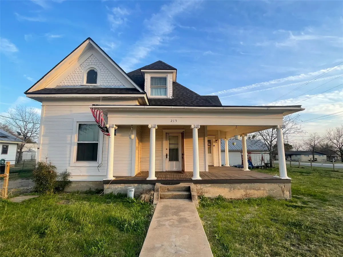215 W Main Street, Lometa, TX 76853 - #1