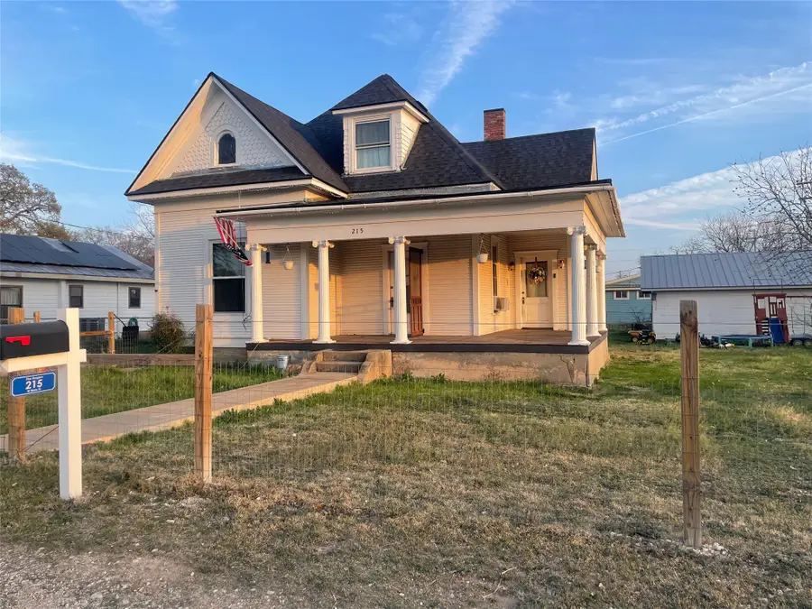 215 W Main Street, Lometa, TX 76853 - #3