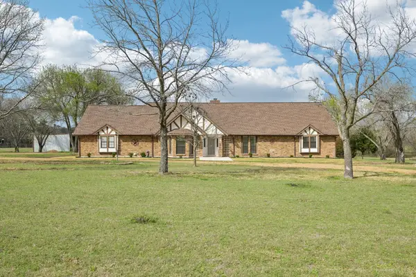4903 Sachse Road, Sachse, TX 75048