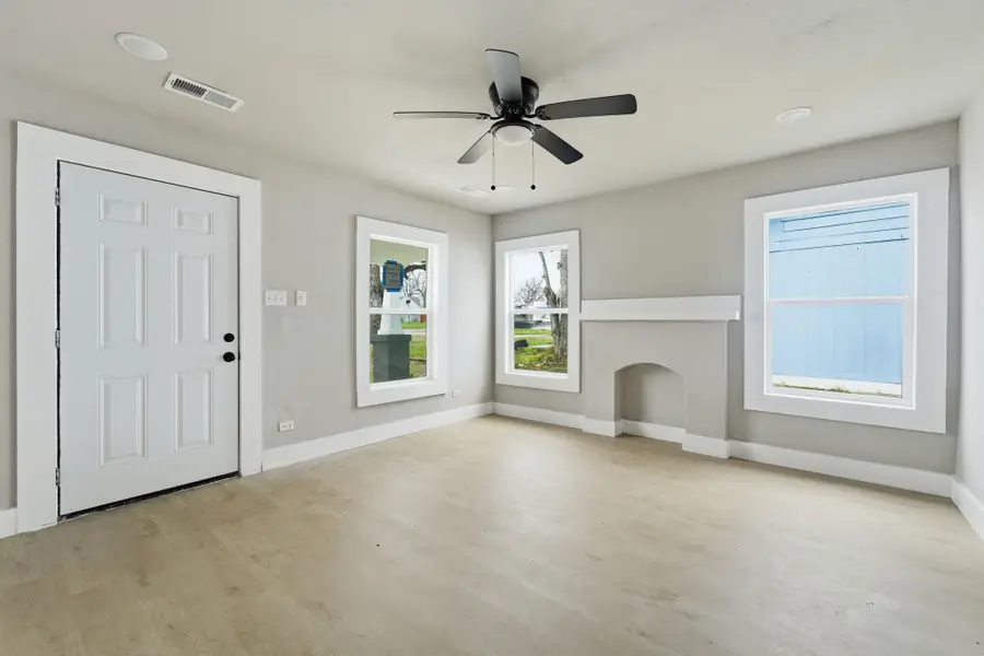 1511 Southerland Avenue, Dallas, TX 75203 - #2