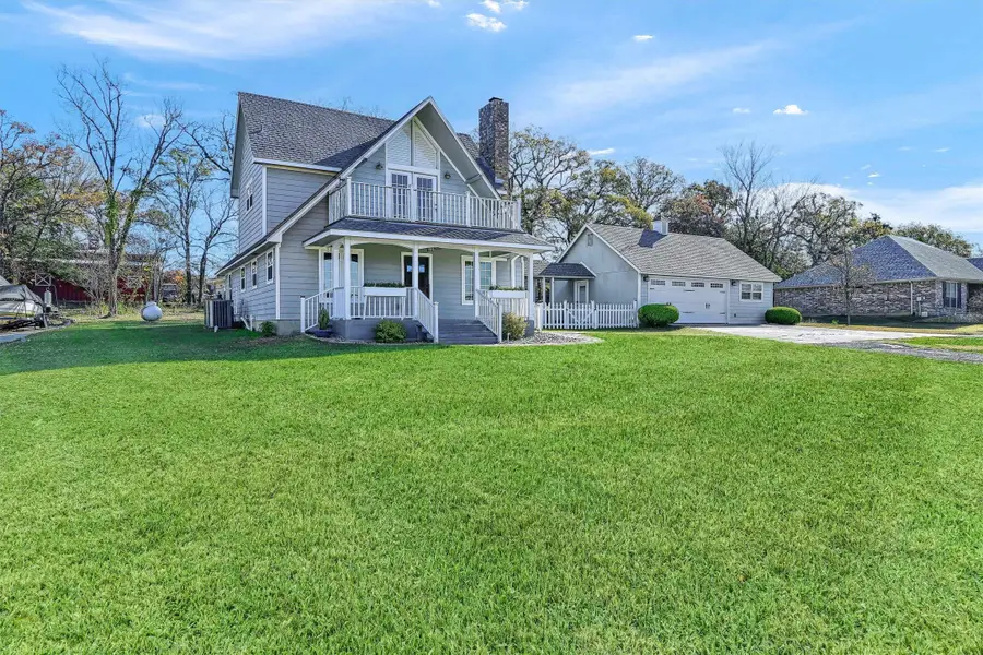 123 Pontiac Drive, Lake Kiowa, TX 76240 - #3