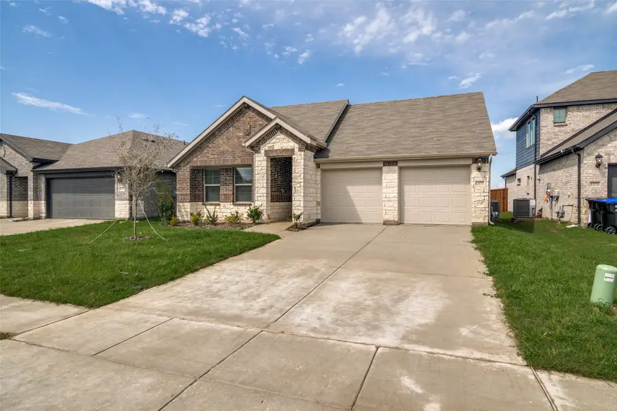 1371 Los Olmos Lane, Crandall, TX 75114 - #2