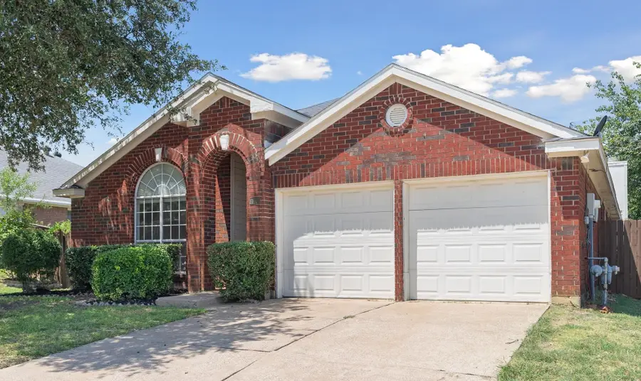 2078 Amherst Drive, Lewisville, TX 75067 - #2
